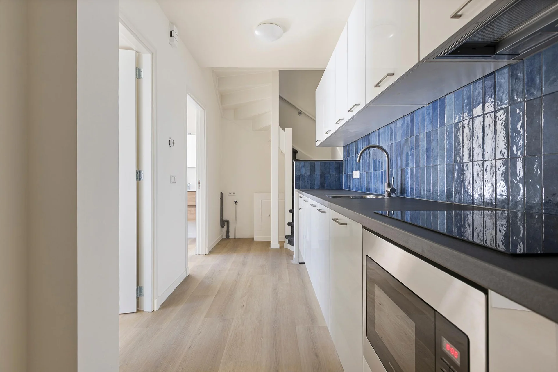 geblurde versie van de foto als achtergrond