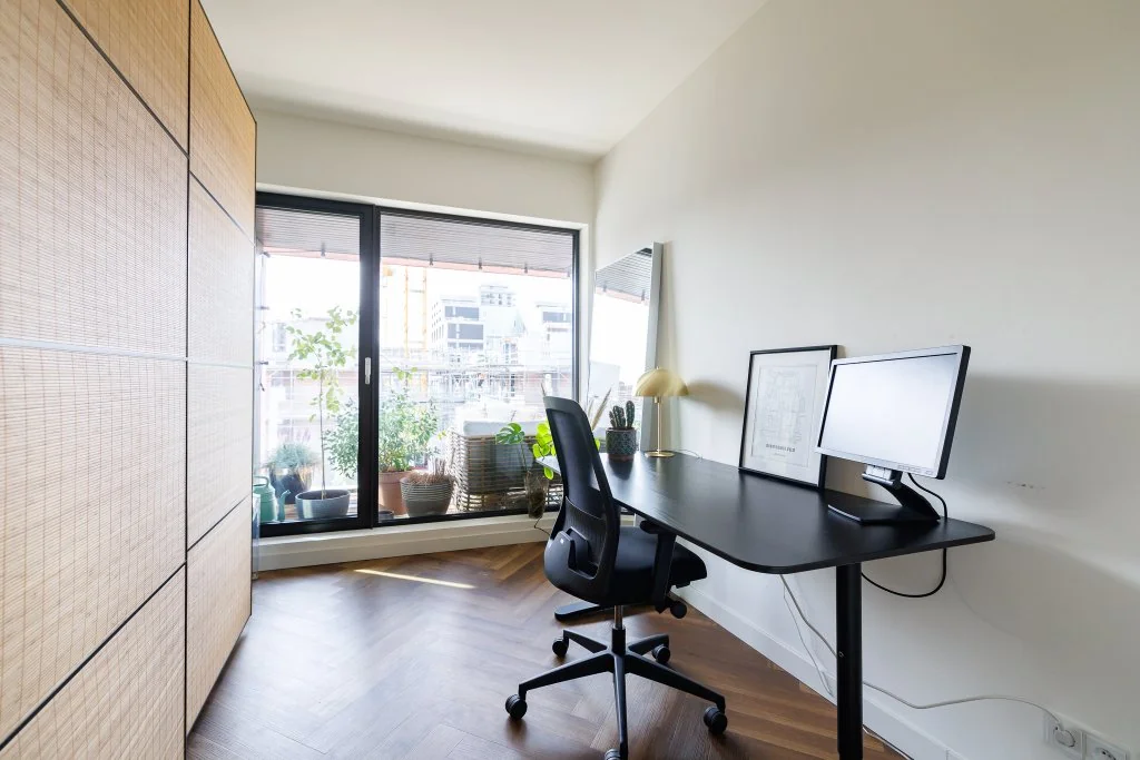 geblurde versie van de foto als achtergrond