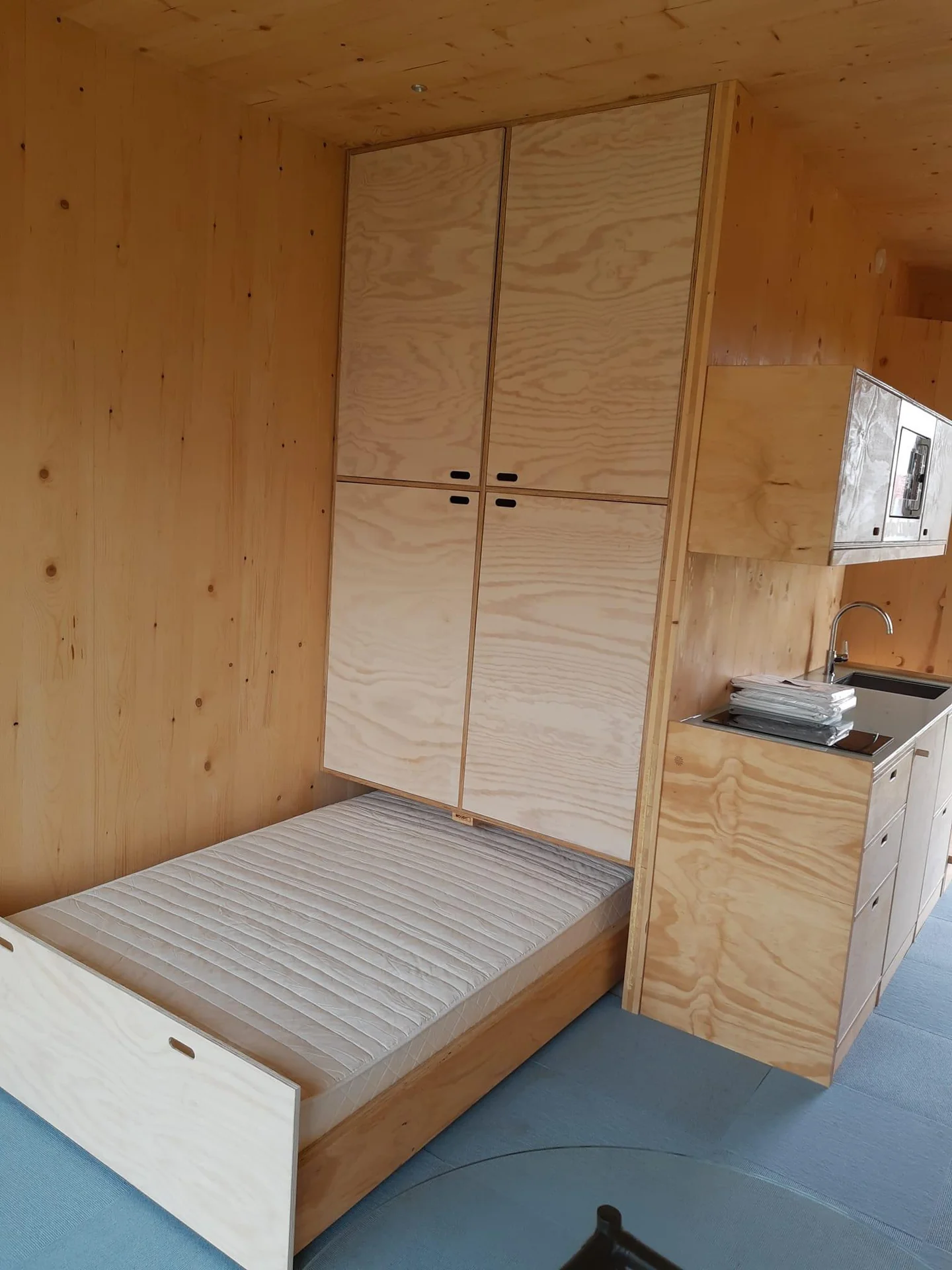 geblurde versie van de foto als achtergrond