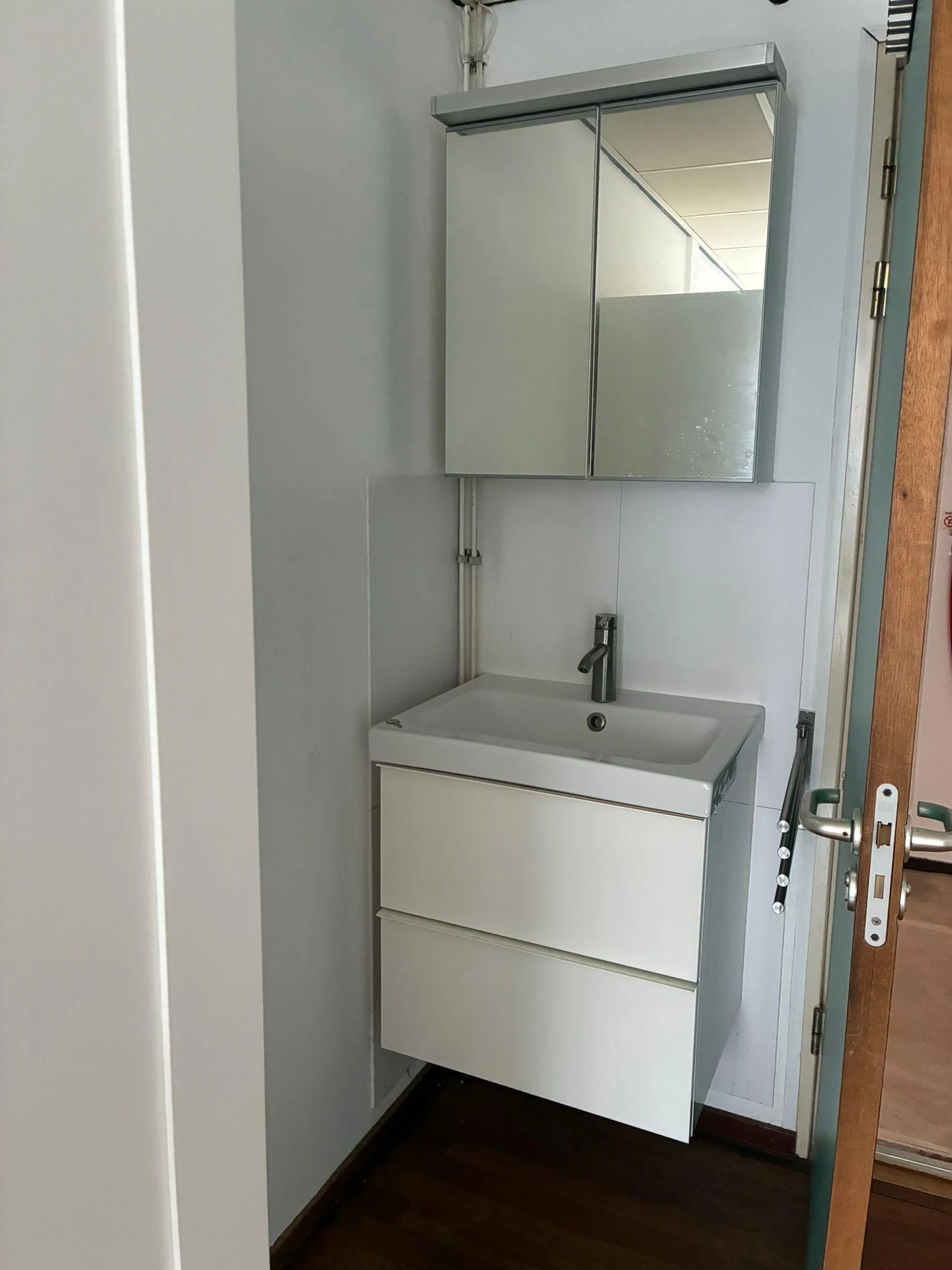 geblurde versie van de foto als achtergrond