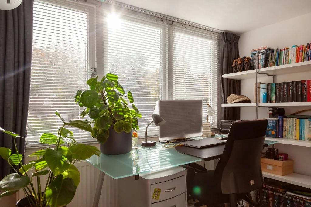 geblurde versie van de foto als achtergrond