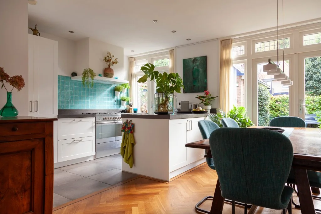 geblurde versie van de foto als achtergrond