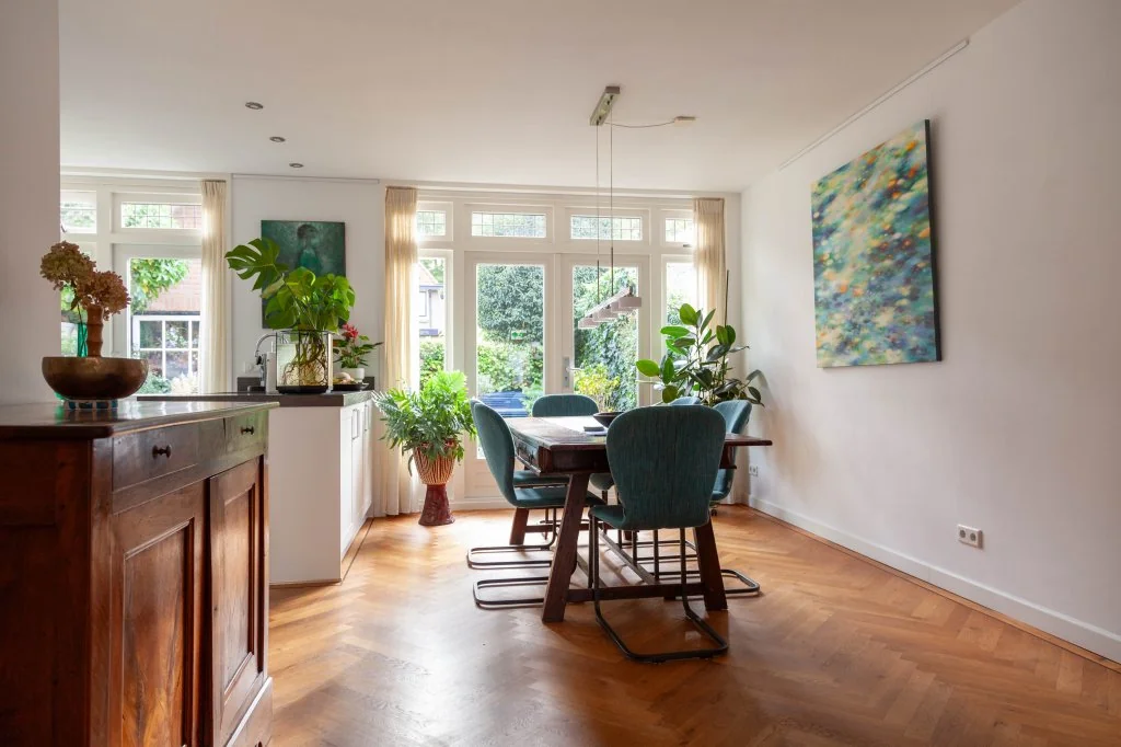 geblurde versie van de foto als achtergrond