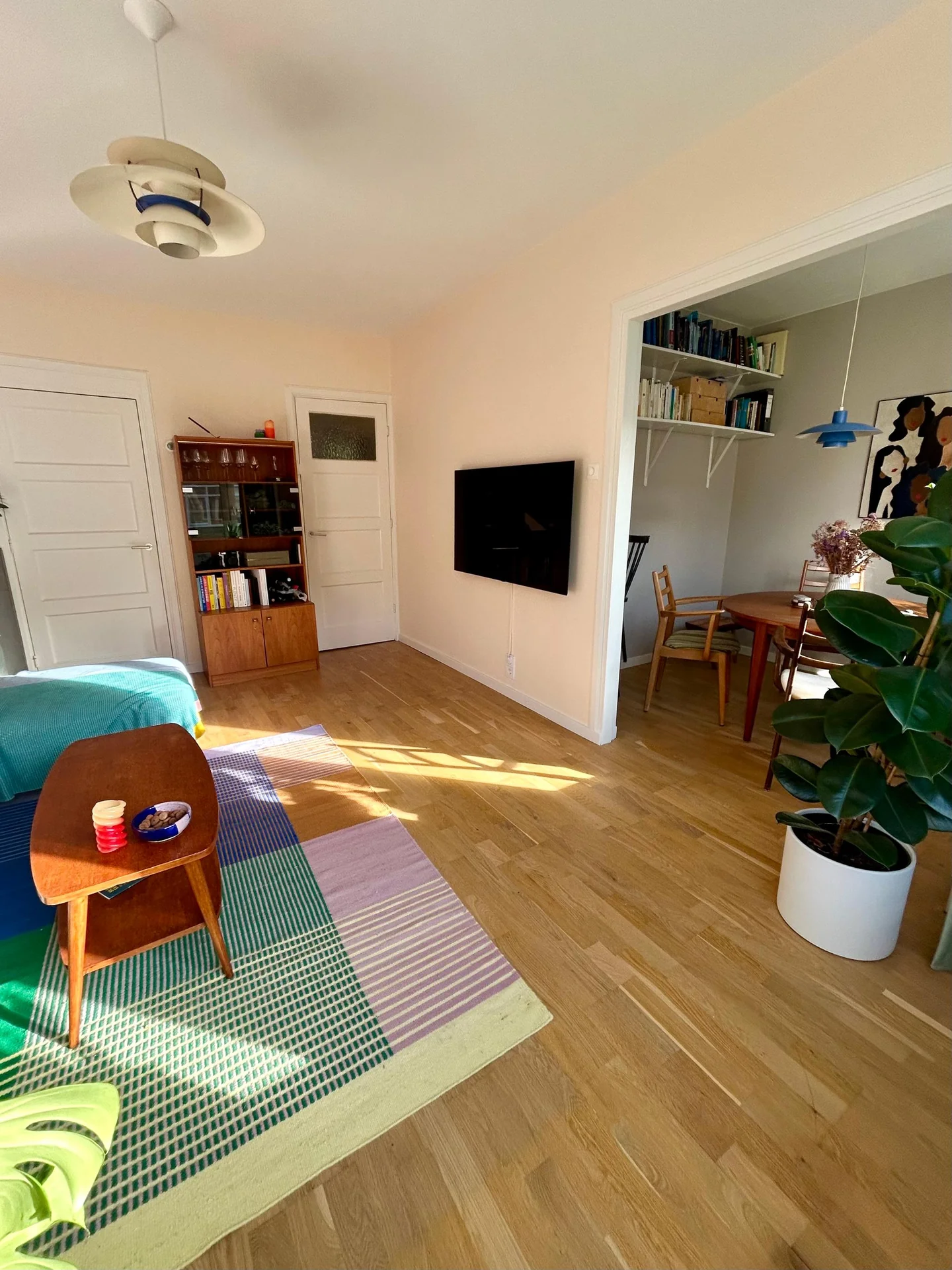 geblurde versie van de foto als achtergrond