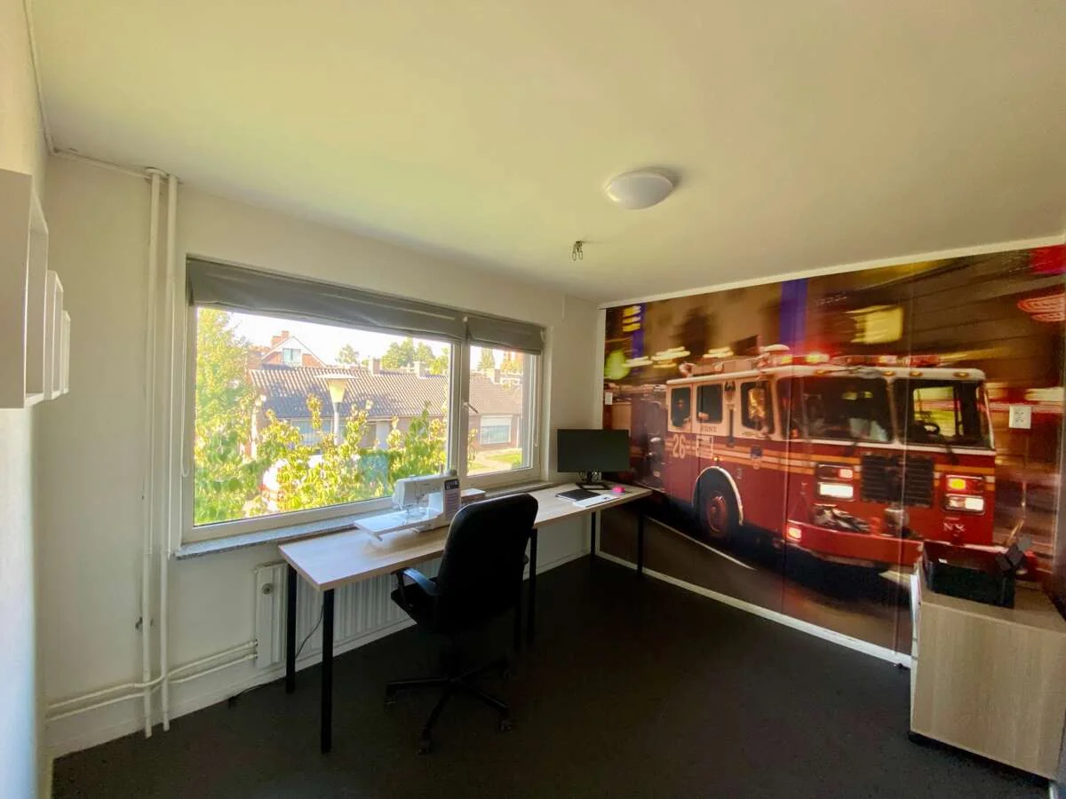 geblurde versie van de foto als achtergrond