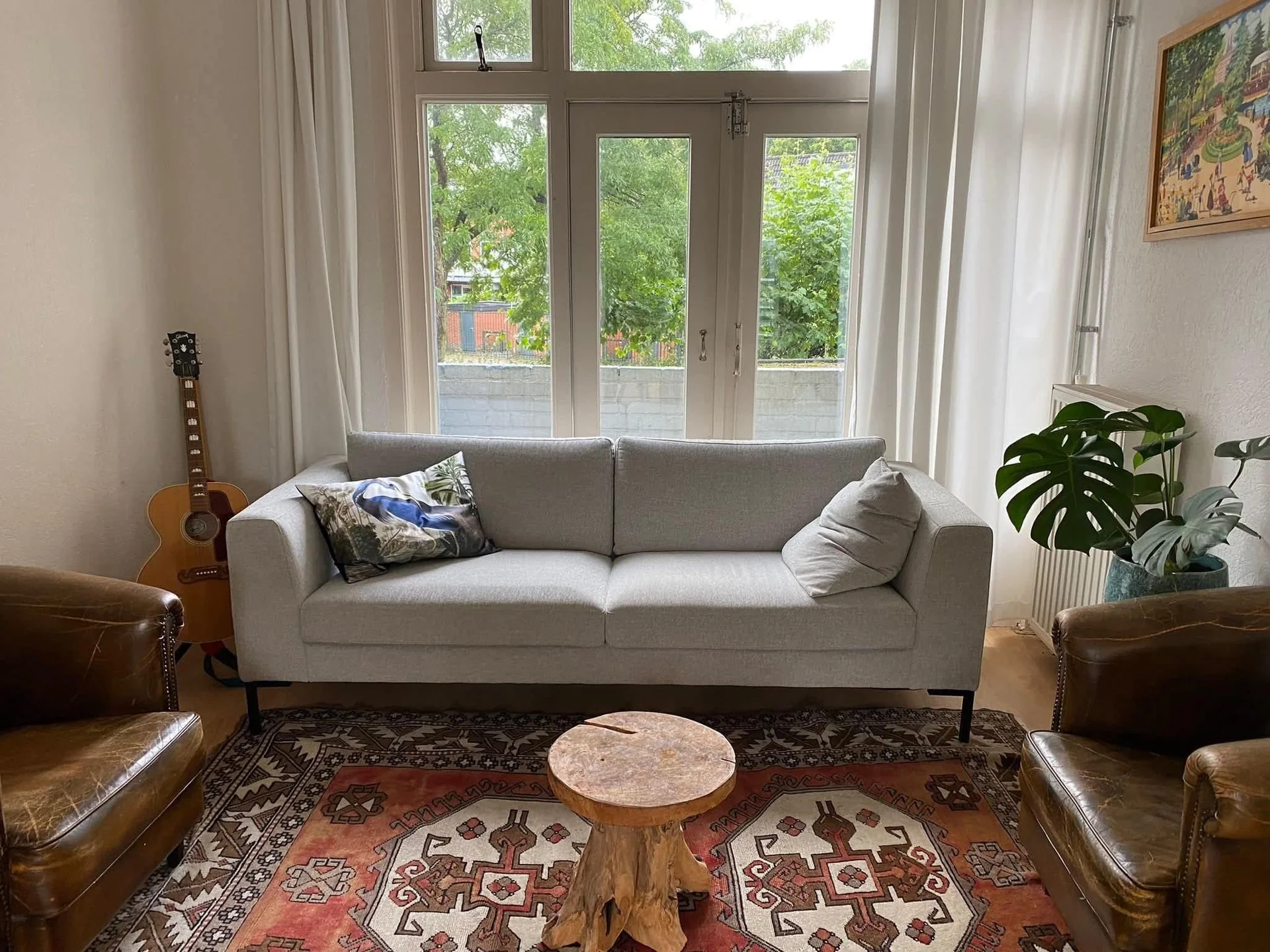 geblurde versie van de foto als achtergrond