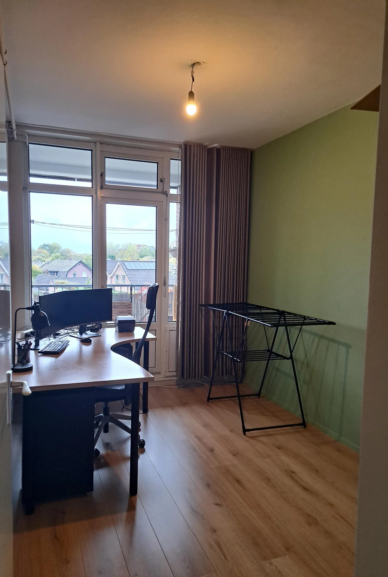 geblurde versie van de foto als achtergrond