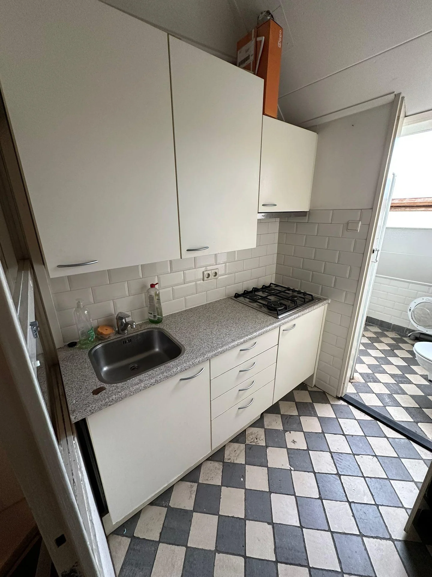 geblurde versie van de foto als achtergrond