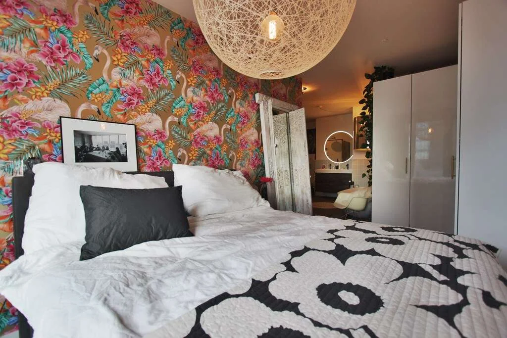 geblurde versie van de foto als achtergrond