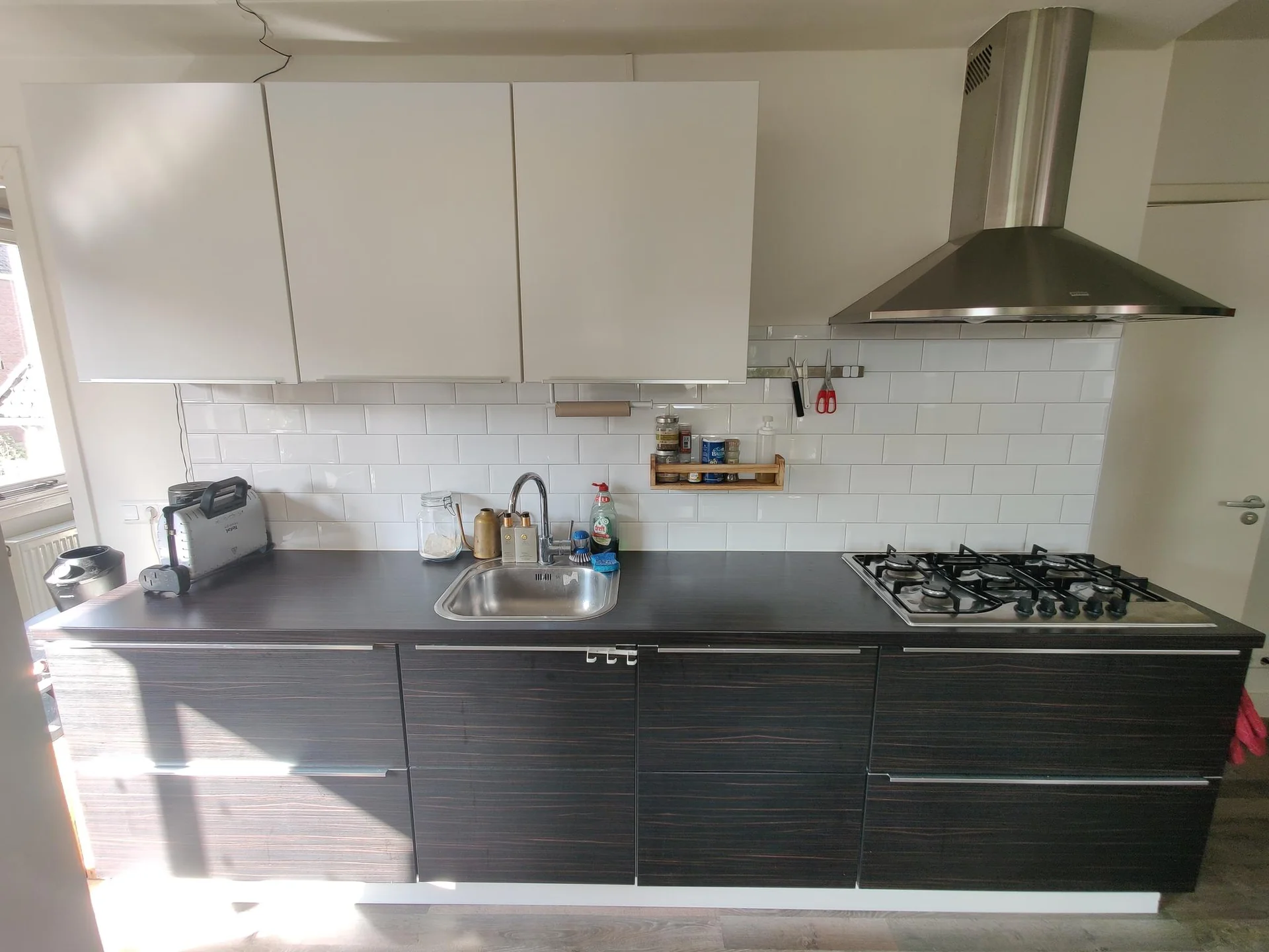 geblurde versie van de foto als achtergrond