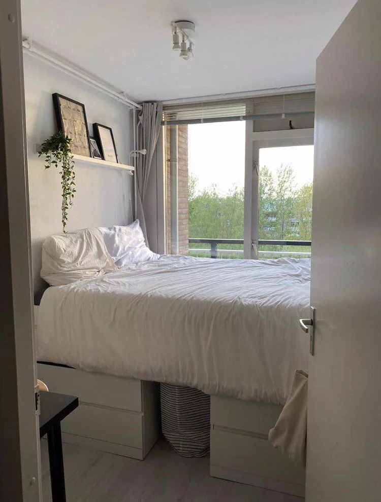 geblurde versie van de foto als achtergrond