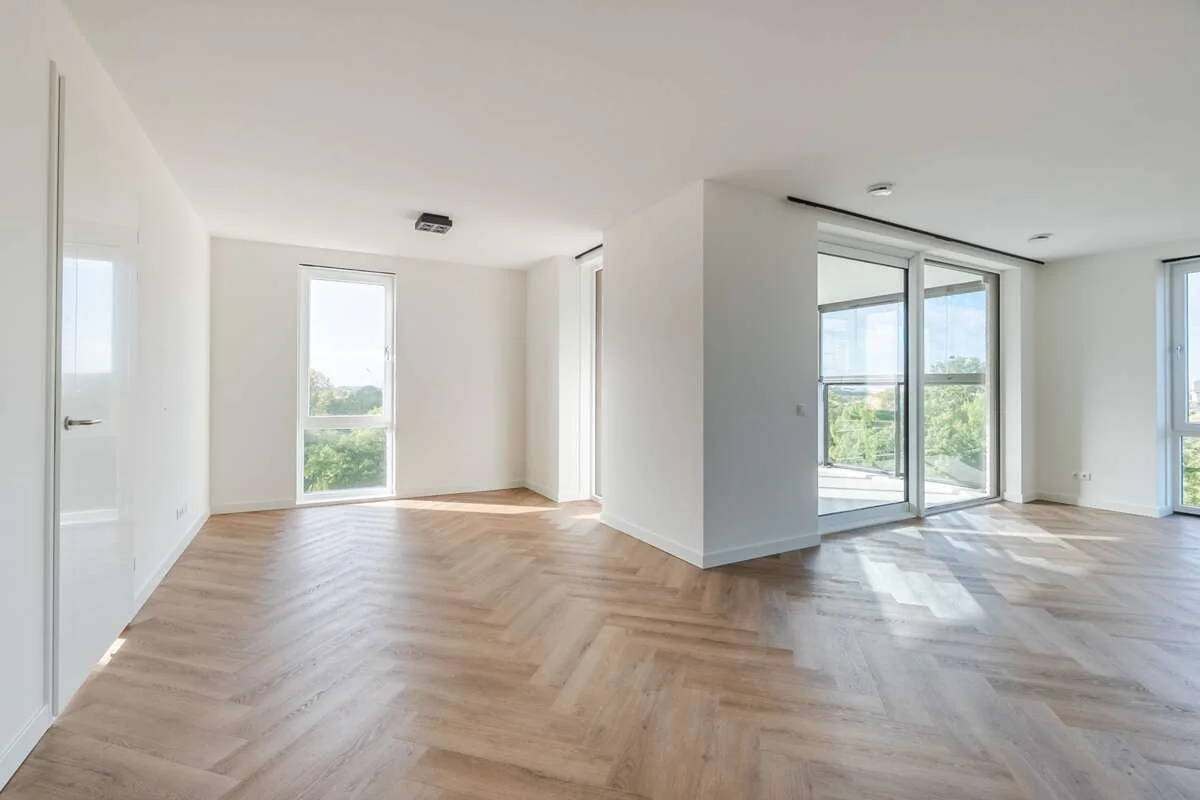 geblurde versie van de foto als achtergrond