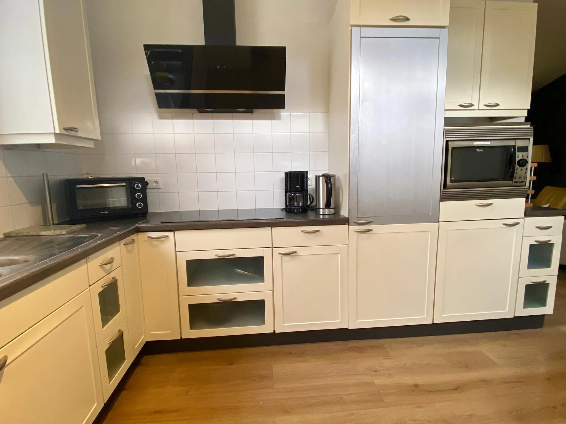 geblurde versie van de foto als achtergrond