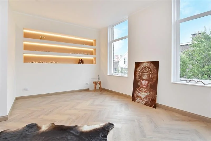 geblurde versie van de foto als achtergrond