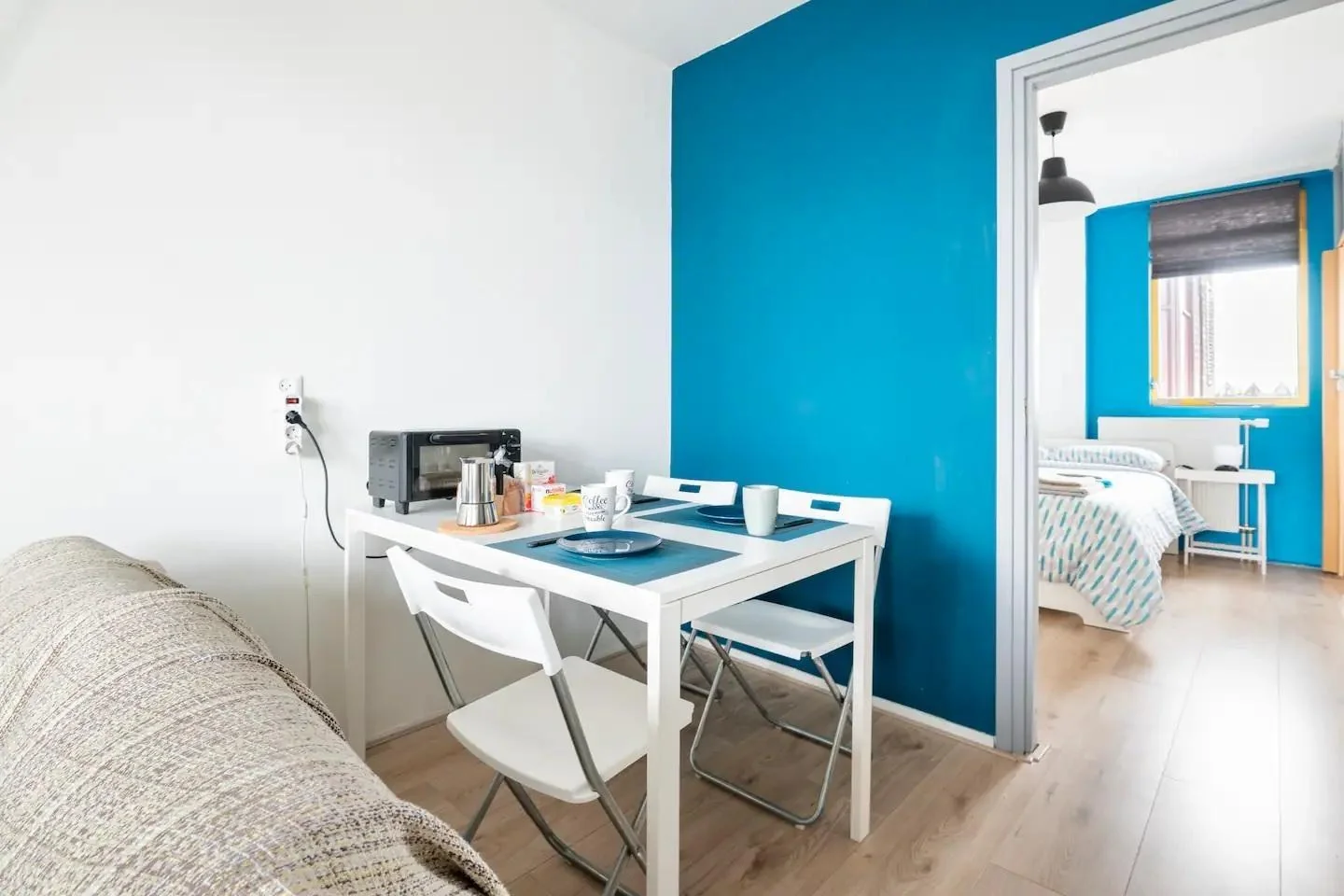 geblurde versie van de foto als achtergrond