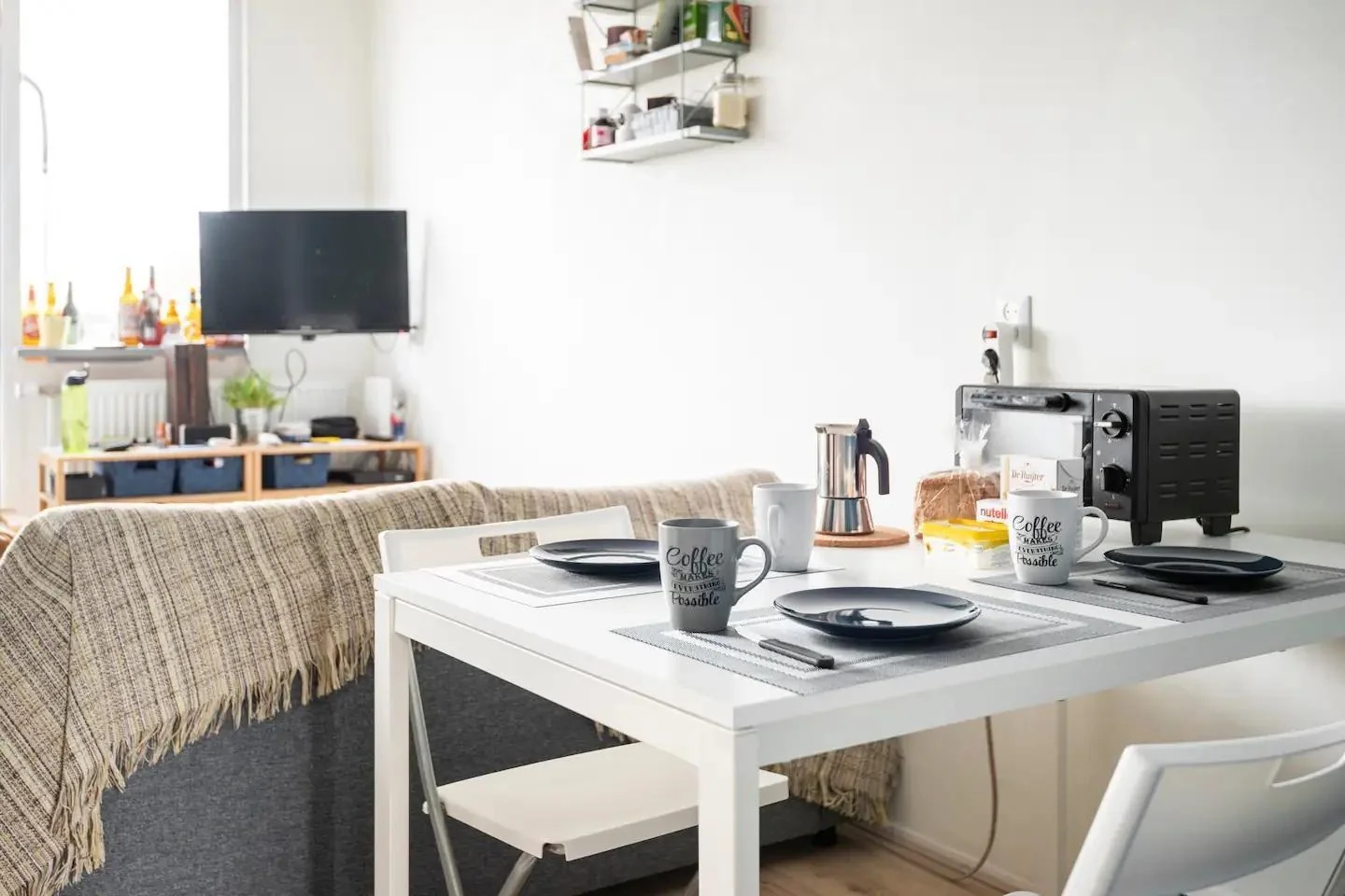 geblurde versie van de foto als achtergrond