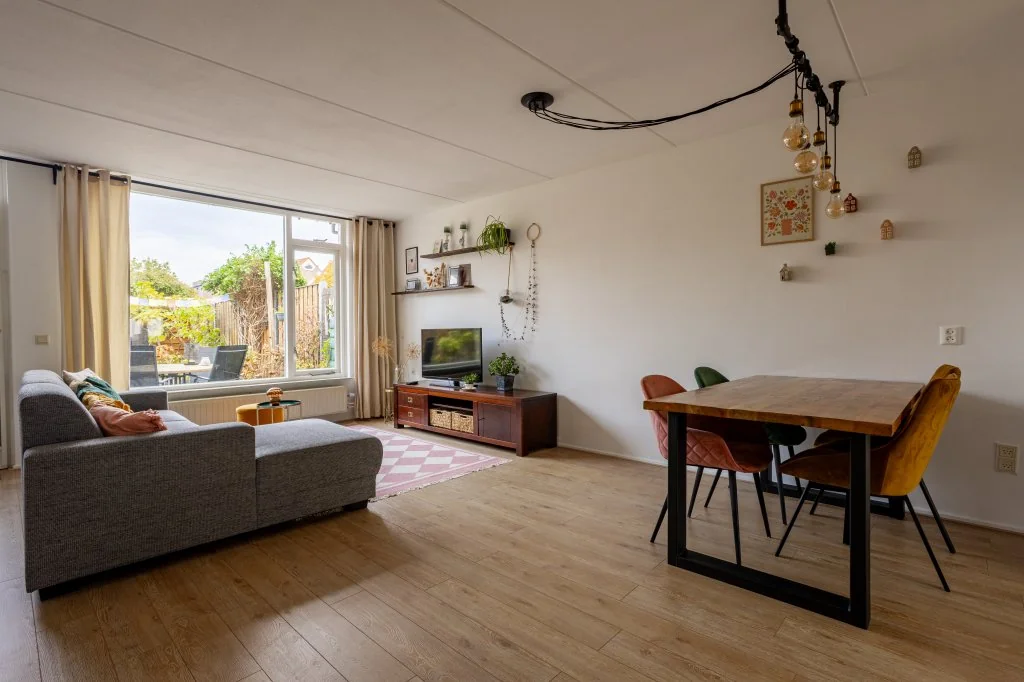 geblurde versie van de foto als achtergrond