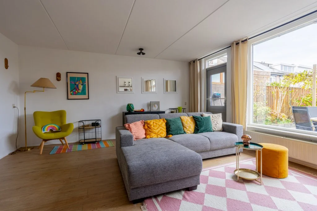 geblurde versie van de foto als achtergrond