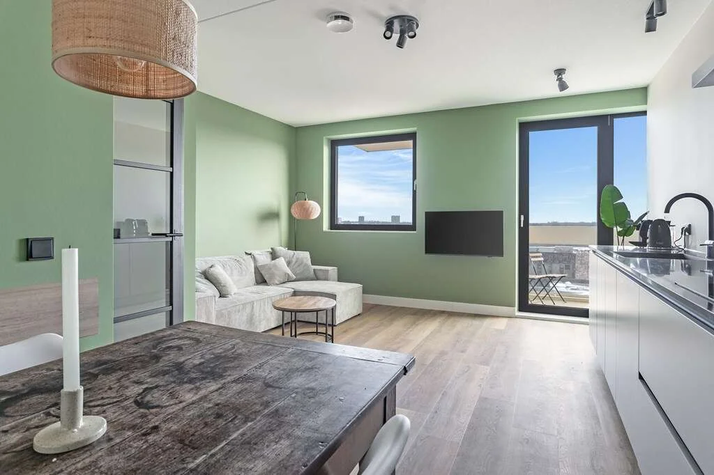 geblurde versie van de foto als achtergrond