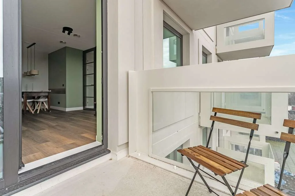 geblurde versie van de foto als achtergrond