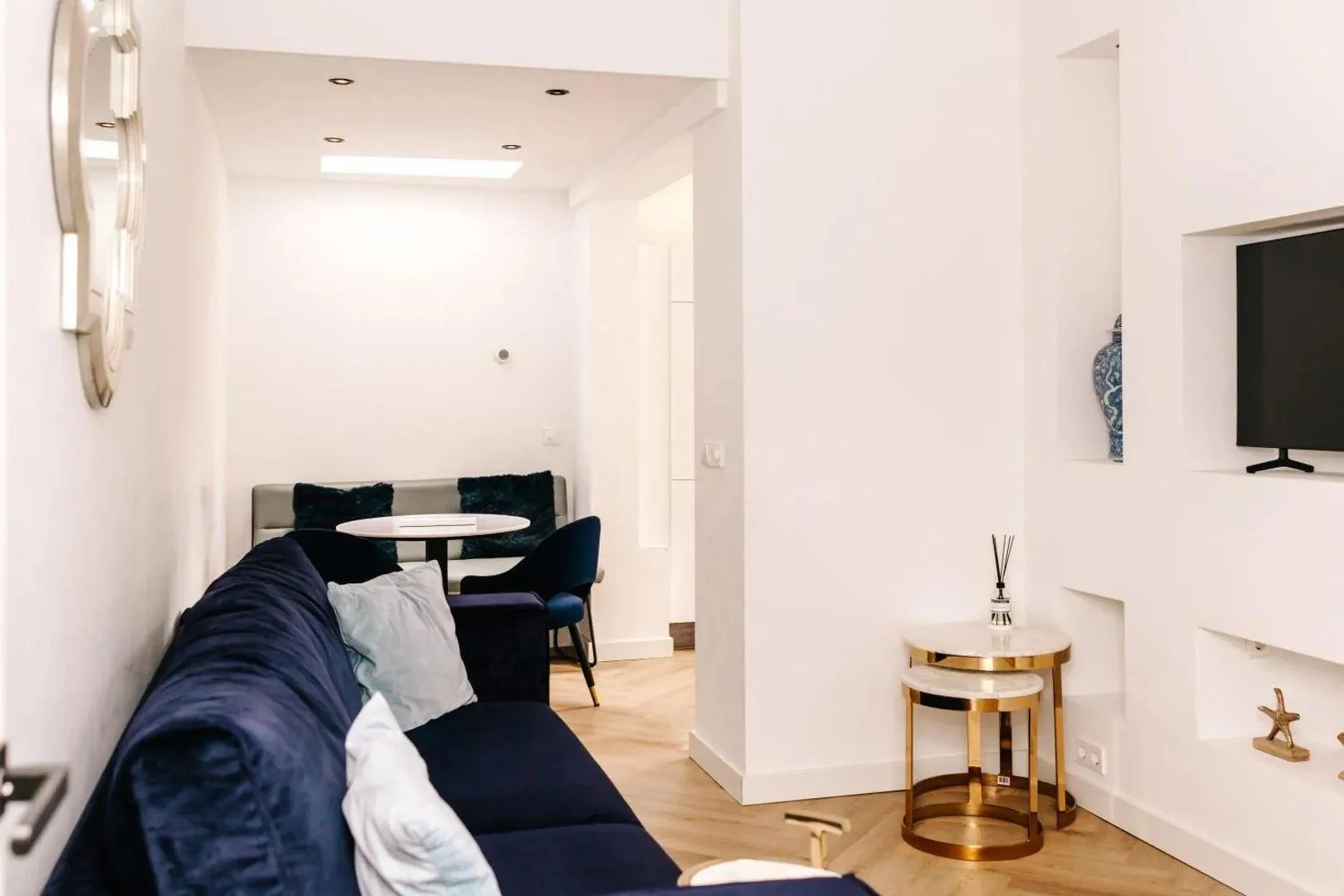 geblurde versie van de foto als achtergrond