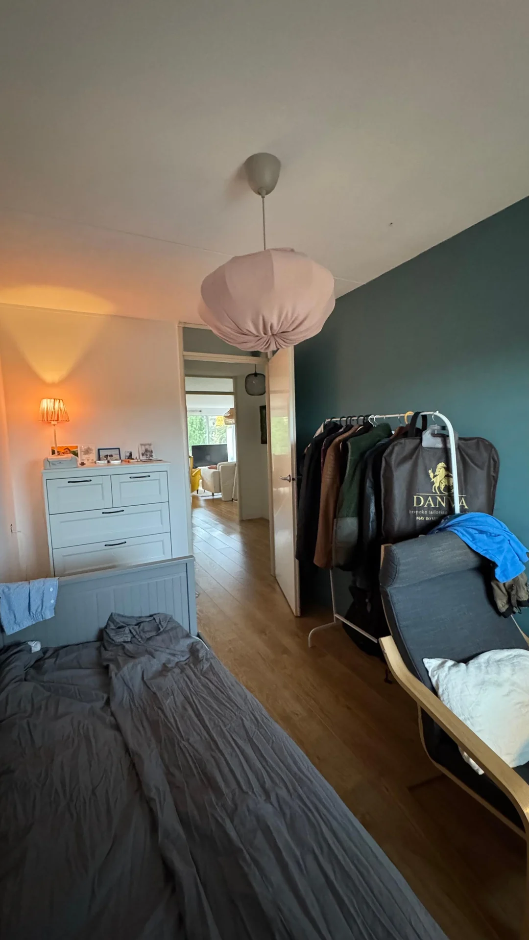 geblurde versie van de foto als achtergrond