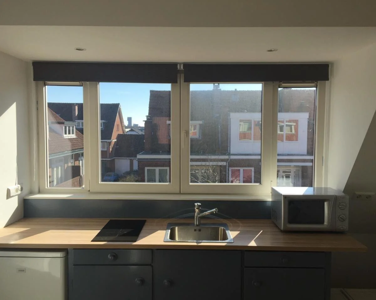 geblurde versie van de foto als achtergrond