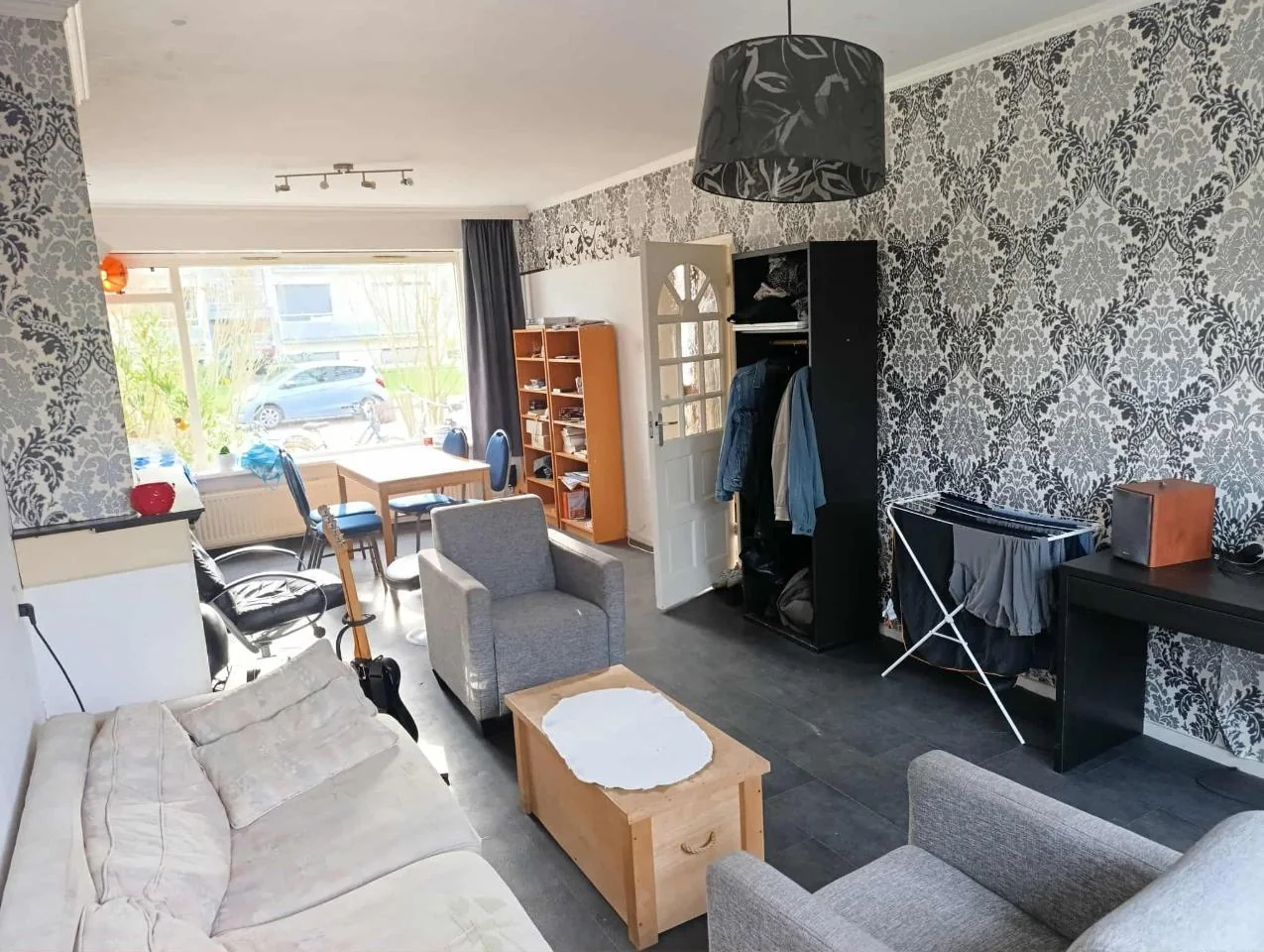 geblurde versie van de foto als achtergrond