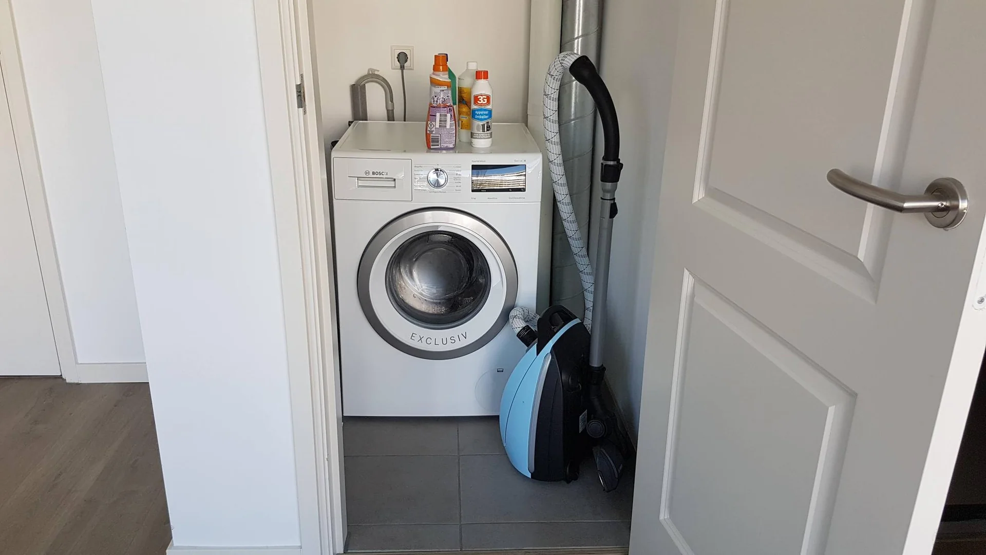 geblurde versie van de foto als achtergrond