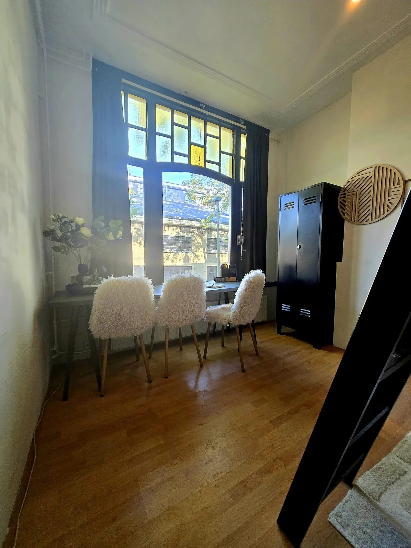 geblurde versie van de foto als achtergrond