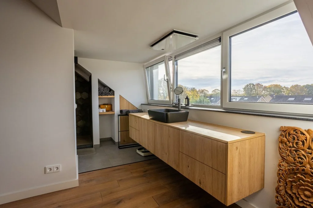 geblurde versie van de foto als achtergrond