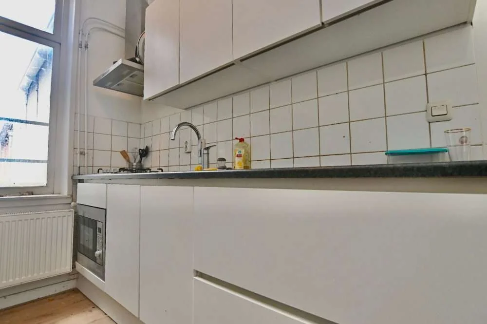 geblurde versie van de foto als achtergrond