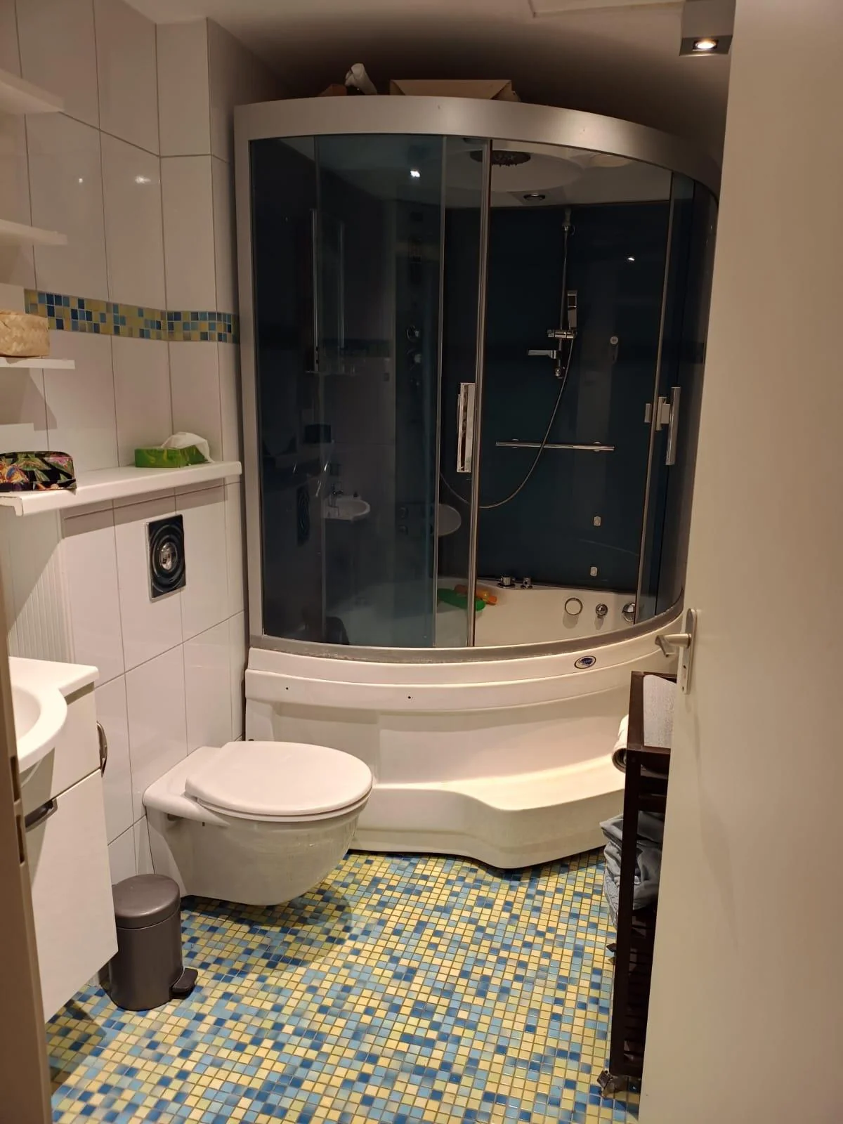 geblurde versie van de foto als achtergrond