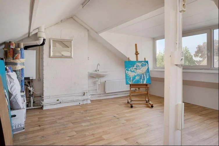 geblurde versie van de foto als achtergrond