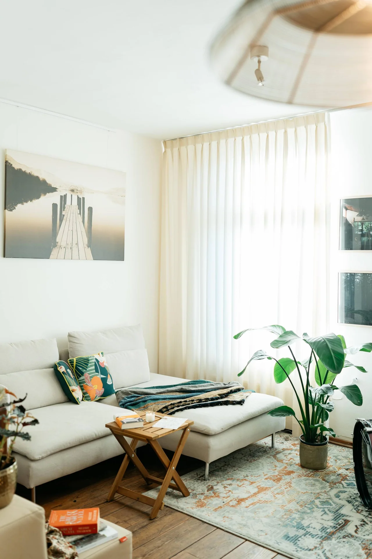 geblurde versie van de foto als achtergrond