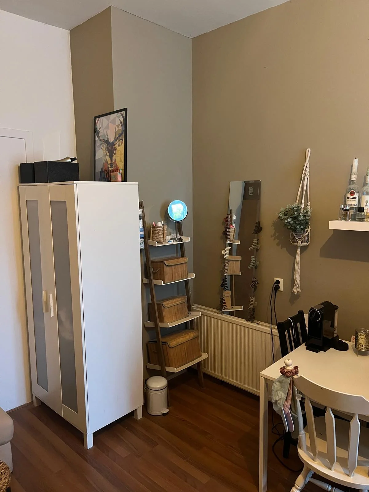 geblurde versie van de foto als achtergrond