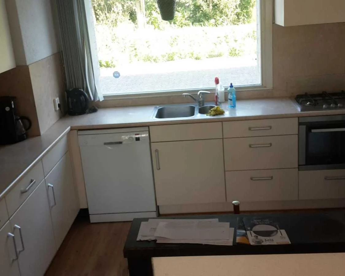 geblurde versie van de foto als achtergrond