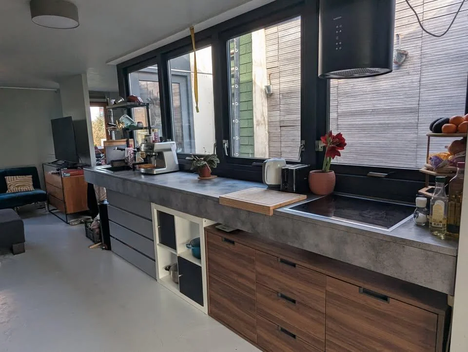 geblurde versie van de foto als achtergrond