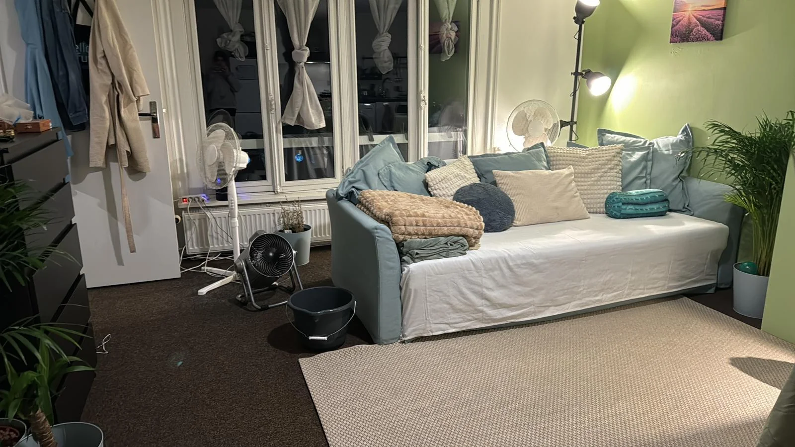 geblurde versie van de foto als achtergrond