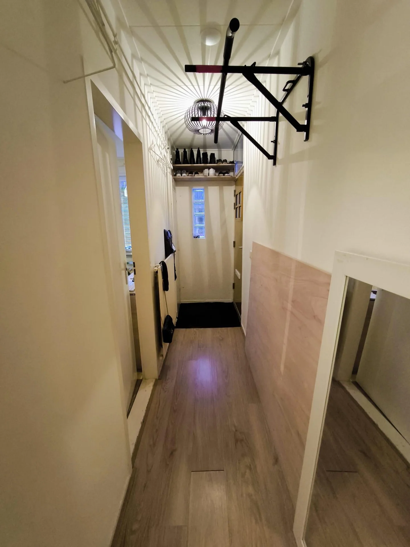 geblurde versie van de foto als achtergrond