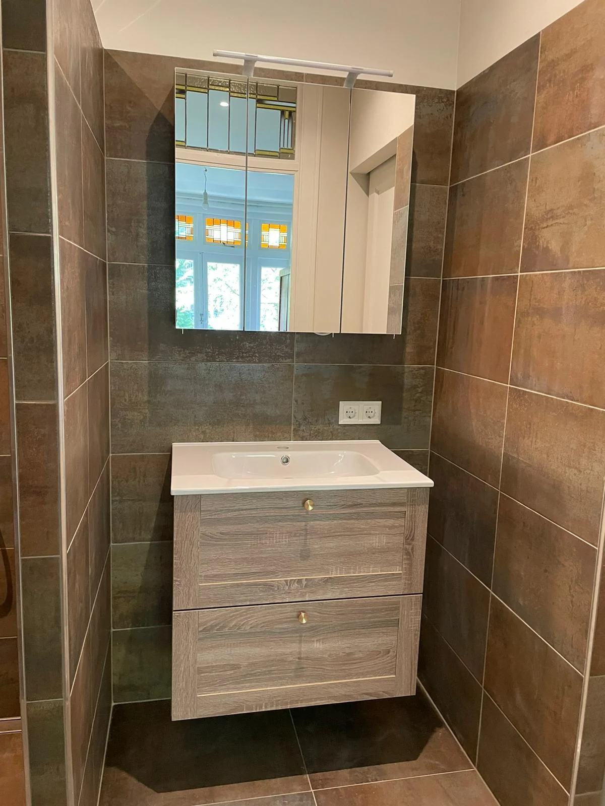 geblurde versie van de foto als achtergrond