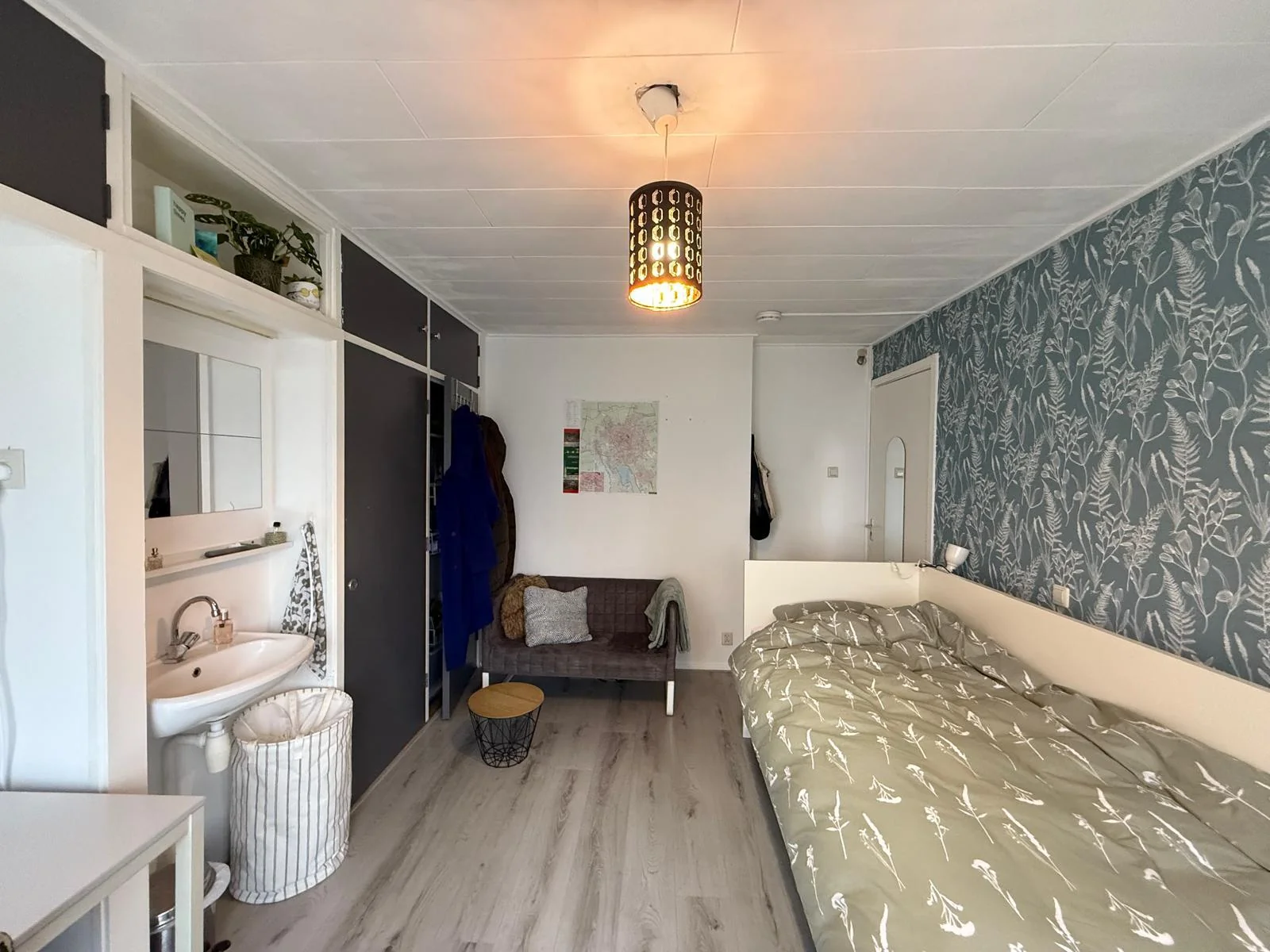 geblurde versie van de foto als achtergrond