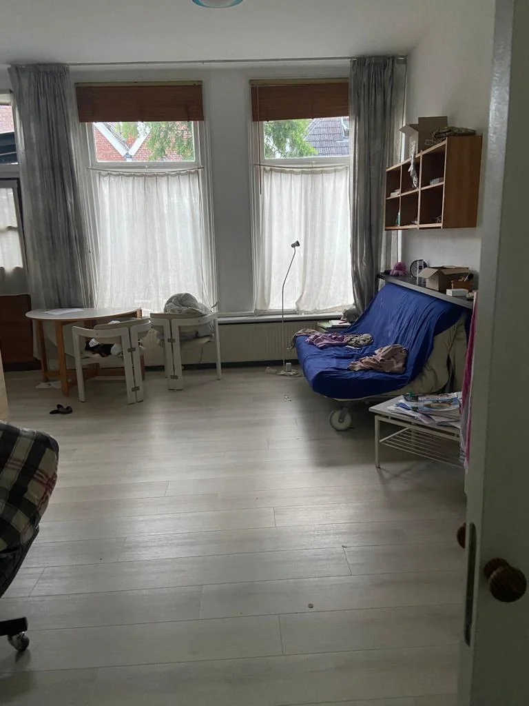 geblurde versie van de foto als achtergrond