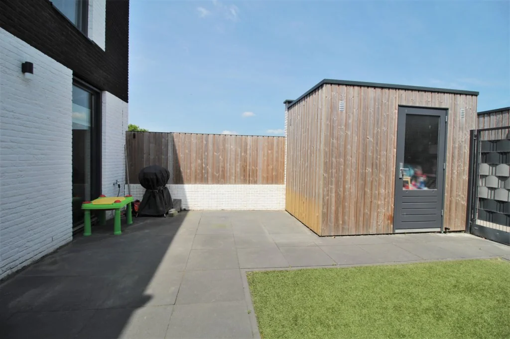 geblurde versie van de foto als achtergrond