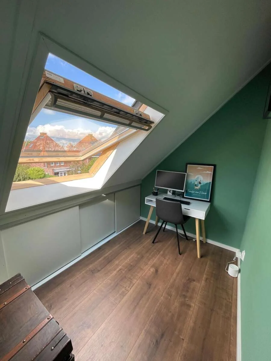 geblurde versie van de foto als achtergrond