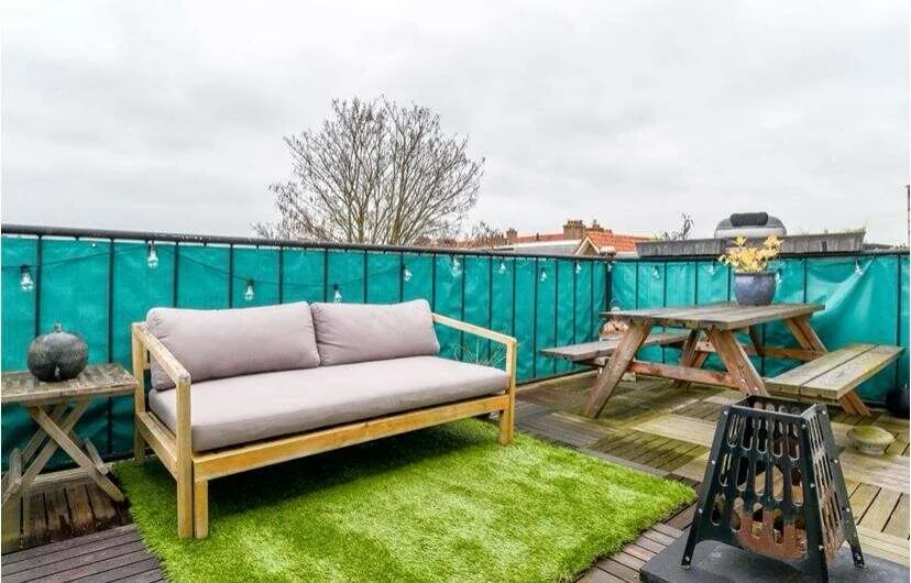 geblurde versie van de foto als achtergrond