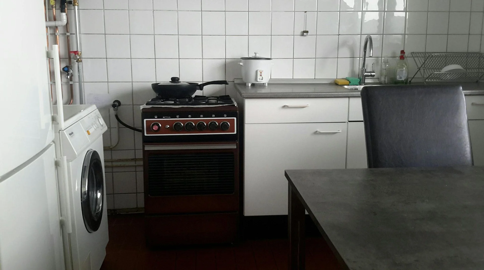 geblurde versie van de foto als achtergrond