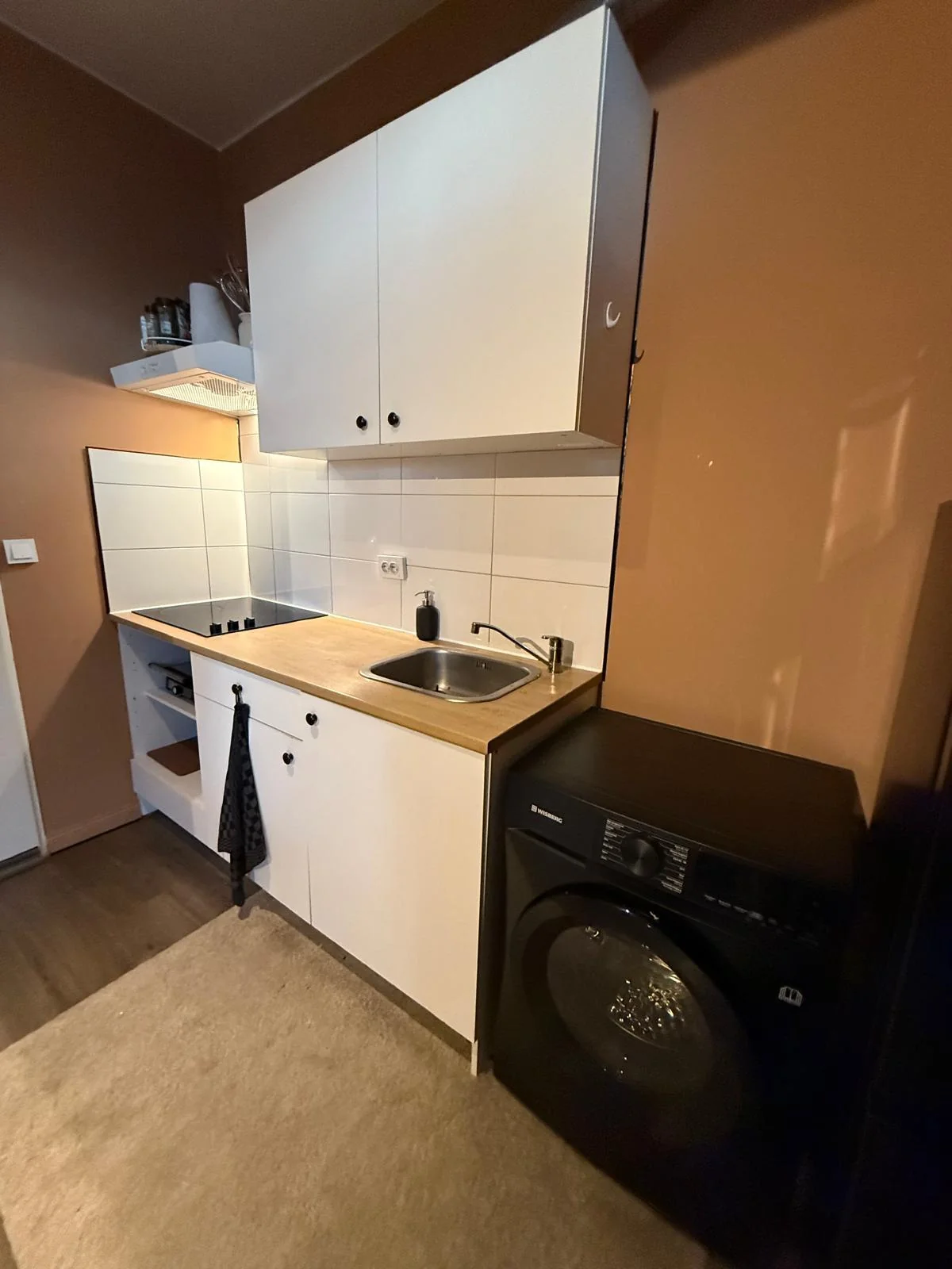 geblurde versie van de foto als achtergrond