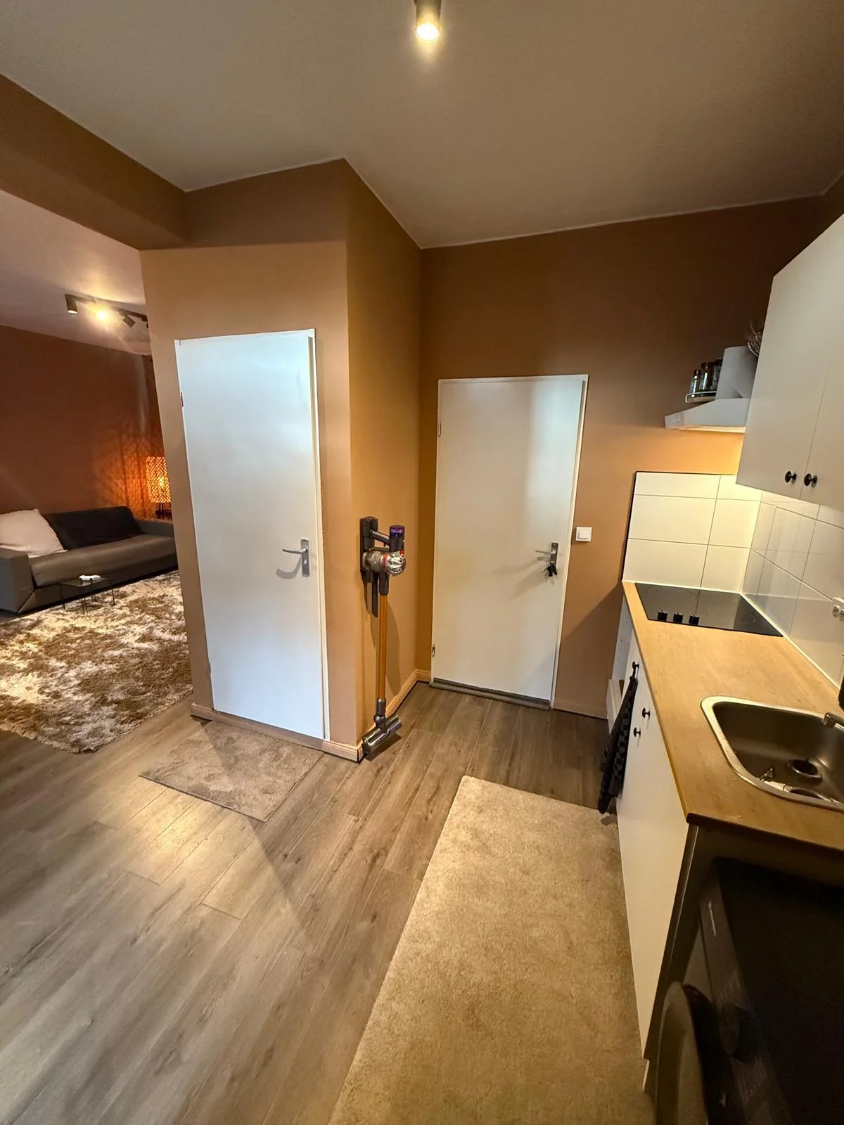 geblurde versie van de foto als achtergrond