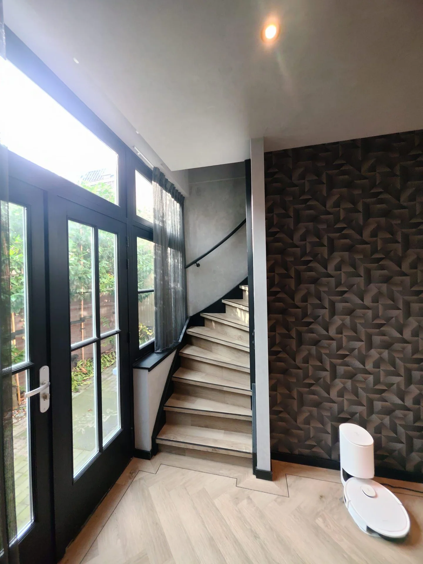 geblurde versie van de foto als achtergrond